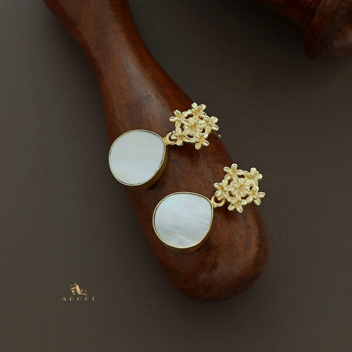 Fara Golden Flower Mop Earring