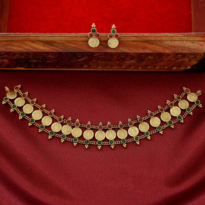 Samvitha Devi Kashi 2 Layer Choker with Earring