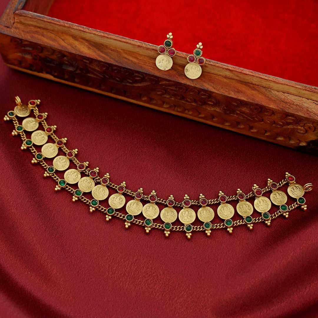 Samvitha Devi Kashi 2 Layer Choker with Earring
