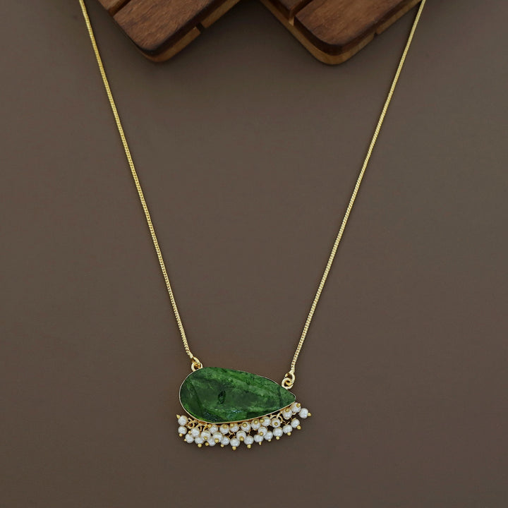 Ayesha Cluster Pearl Dyed Stone Neckpiece