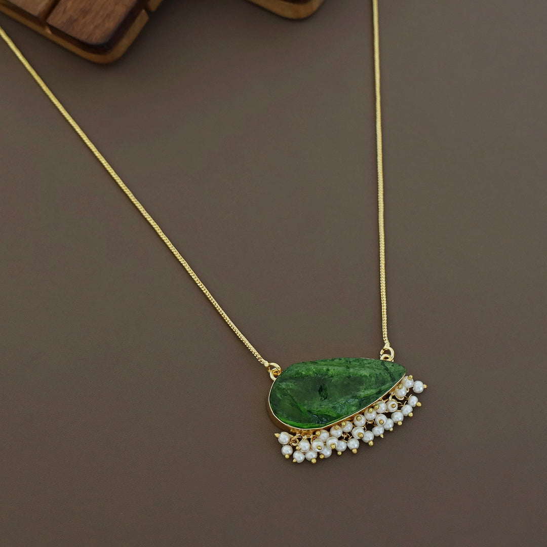 Ayesha Cluster Pearl Dyed Stone Neckpiece