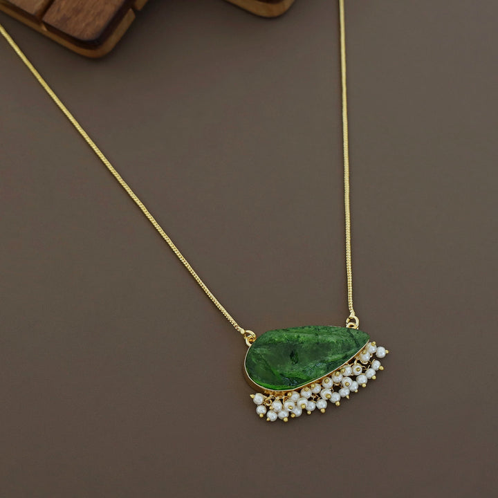 Ayesha Cluster Pearl Dyed Stone Neckpiece