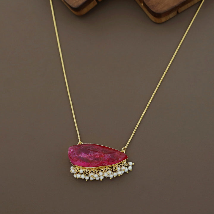 Ayesha Cluster Pearl Dyed Stone Neckpiece