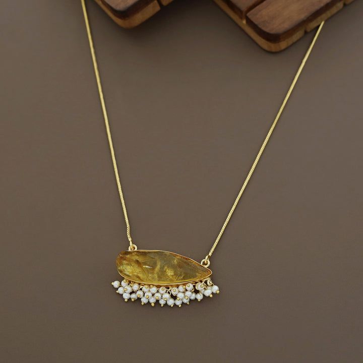 Ayesha Cluster Pearl Dyed Stone Neckpiece