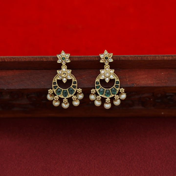 Mumtaz Half Moon and Flower Neckpiece with Earring