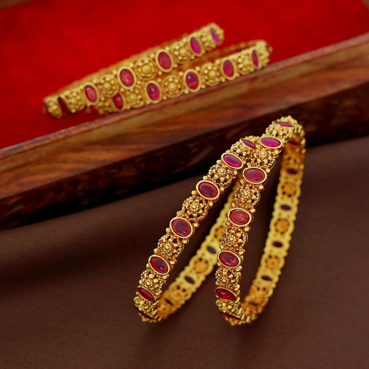 Bhanupriya Floral Kemp Stone Bangle (Set Of 4)