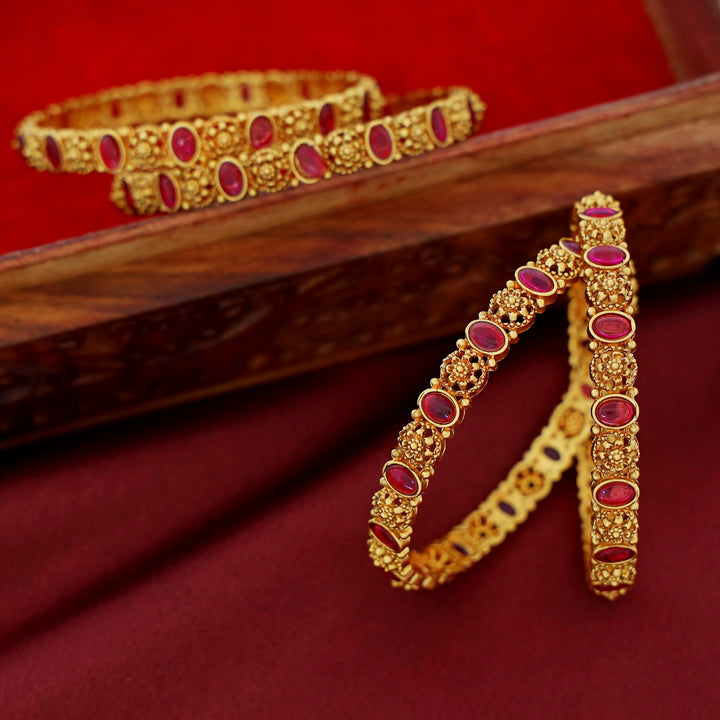 Bhanupriya Floral Kemp Stone Bangle (Set Of 4)