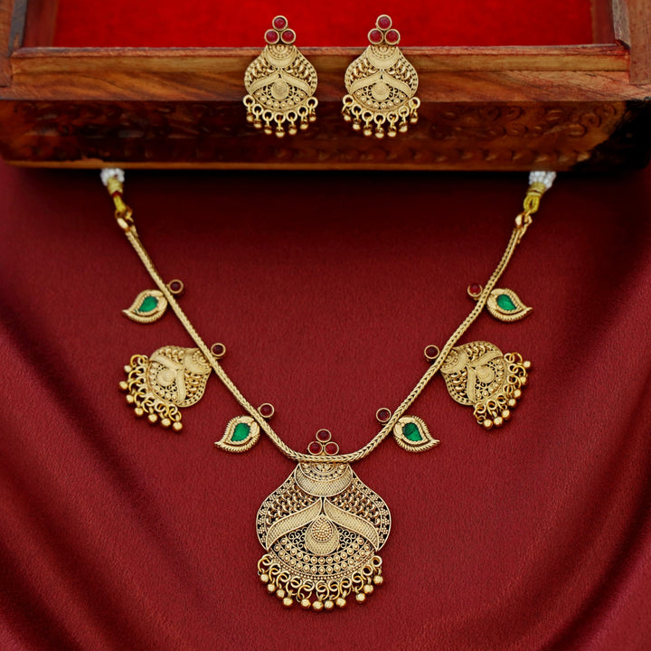 Darani Enamel Short Neckpiece With Earring