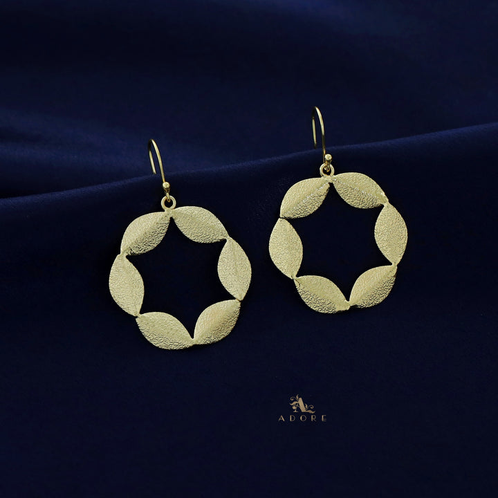 Golden Textured Star Leaf Drop