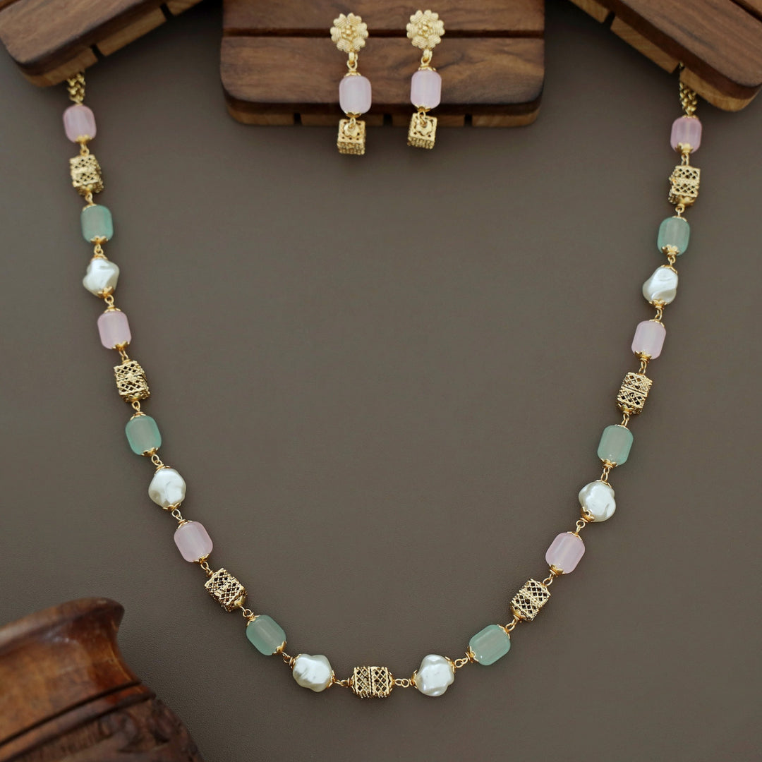 Riley Beaded  Baroque Neckpiece with Earring