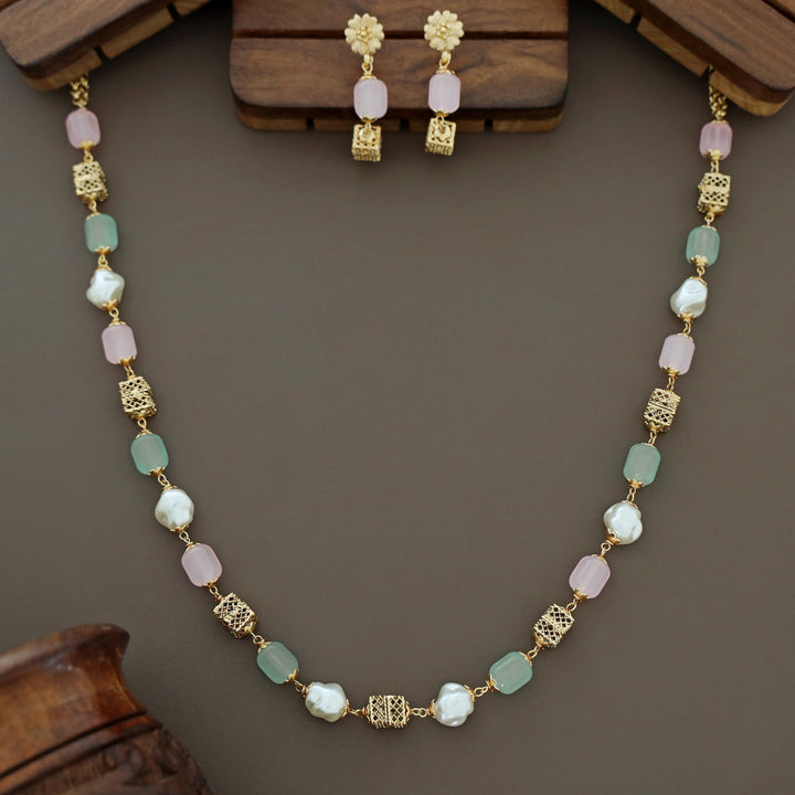 Riley Beaded  Baroque Neckpiece with Earring