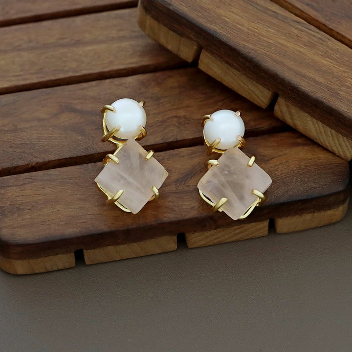 Micaela Pearl Raw Stone Claw Earring