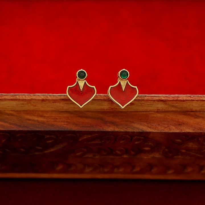 Vanika Golden Ball Palakka Short Neckpiece With Stud