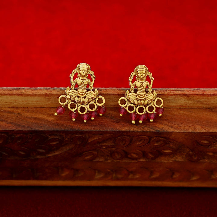 Prisha Devi Pearl Short Neckpiece With Earring