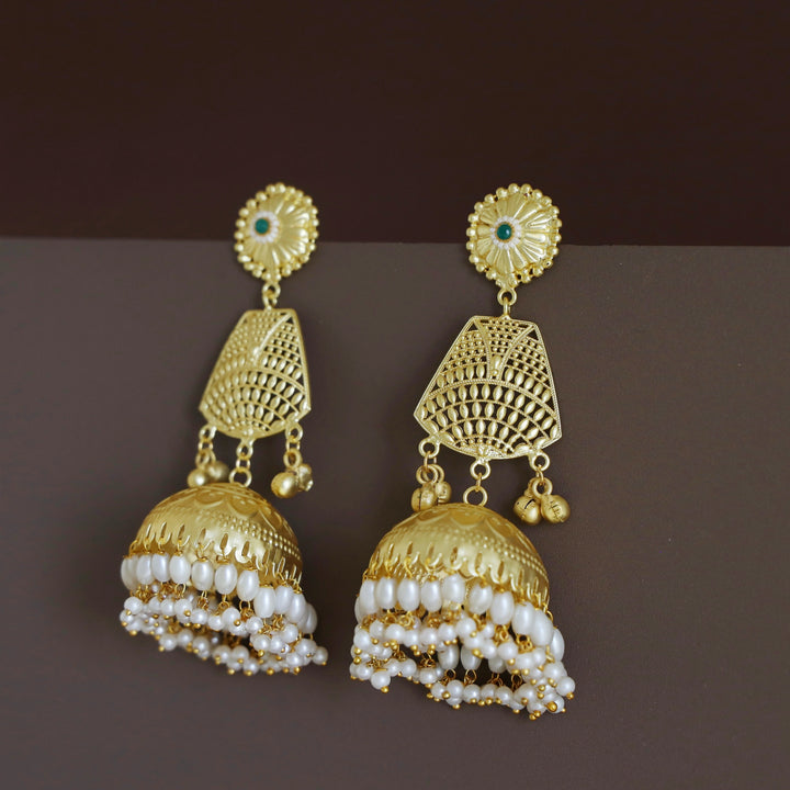 Ravina Cluster Pearl Ghunguroo Kashmiri Jhumka
