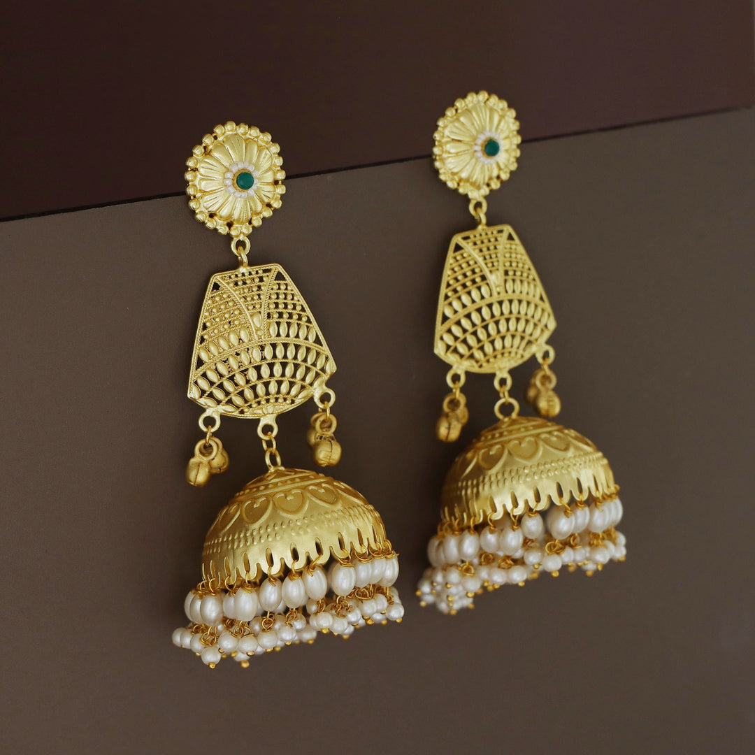 Ravina Cluster Pearl Ghunguroo Kashmiri Jhumka