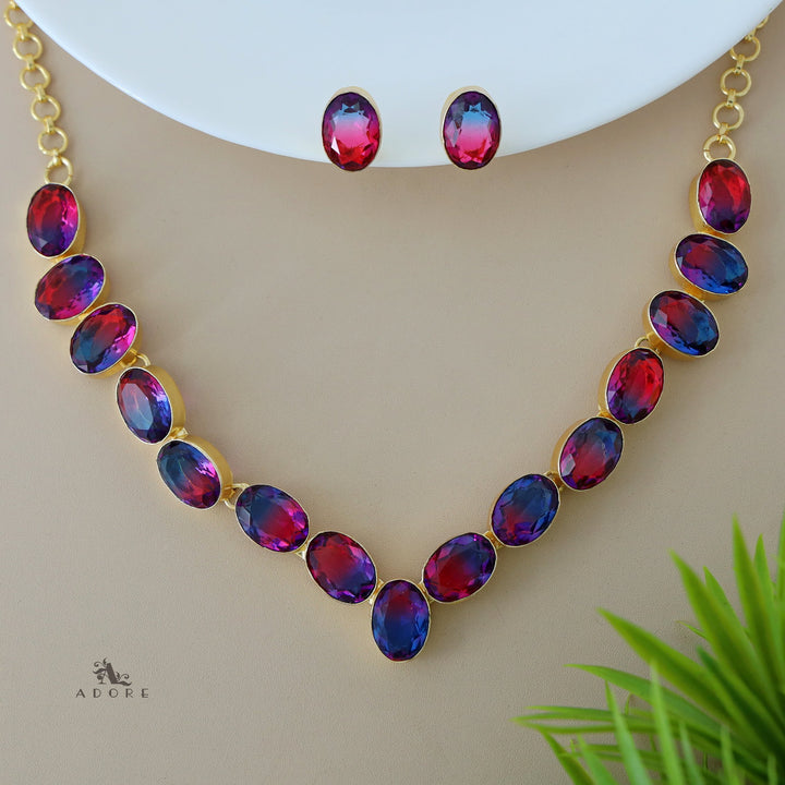 Glam Neckpiece Plus Stud