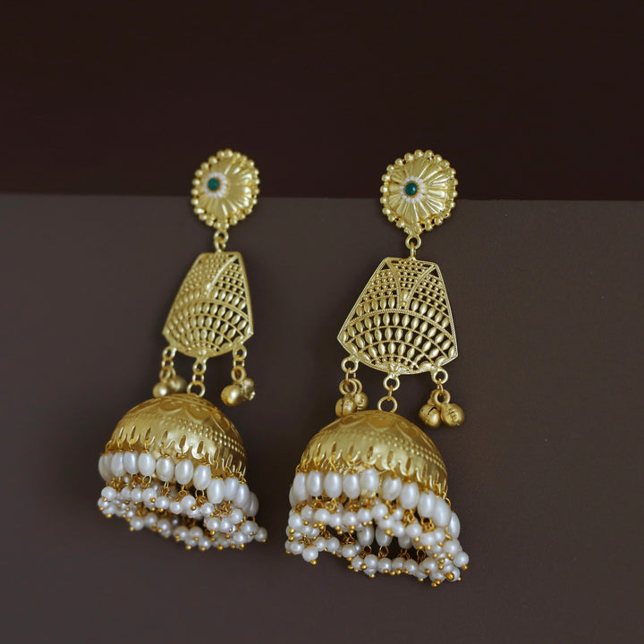 Ravina Cluster Pearl Ghunguroo Kashmiri Jhumka