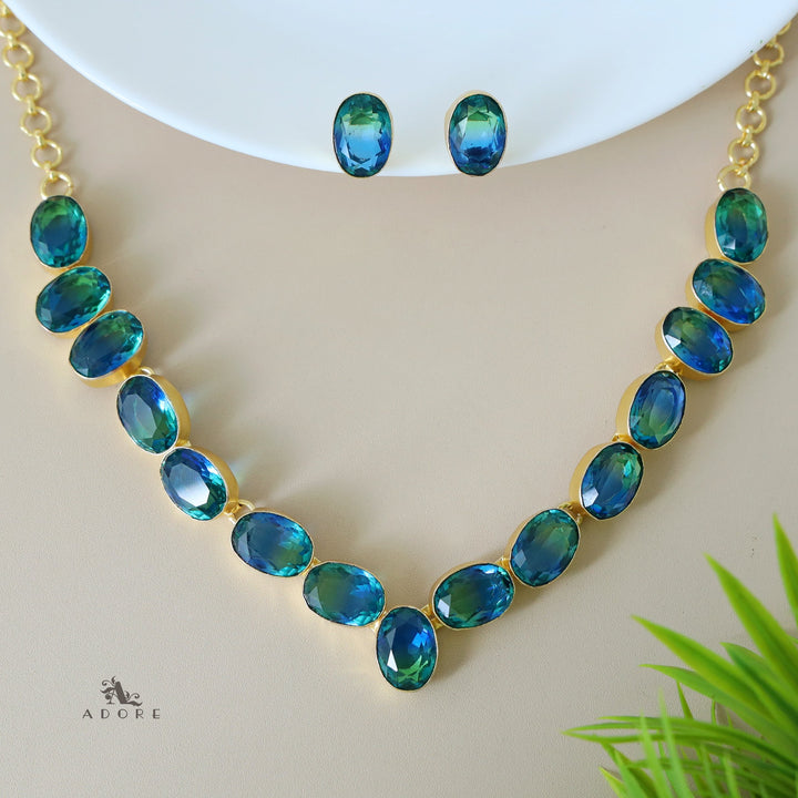 Glam Neckpiece Plus Stud