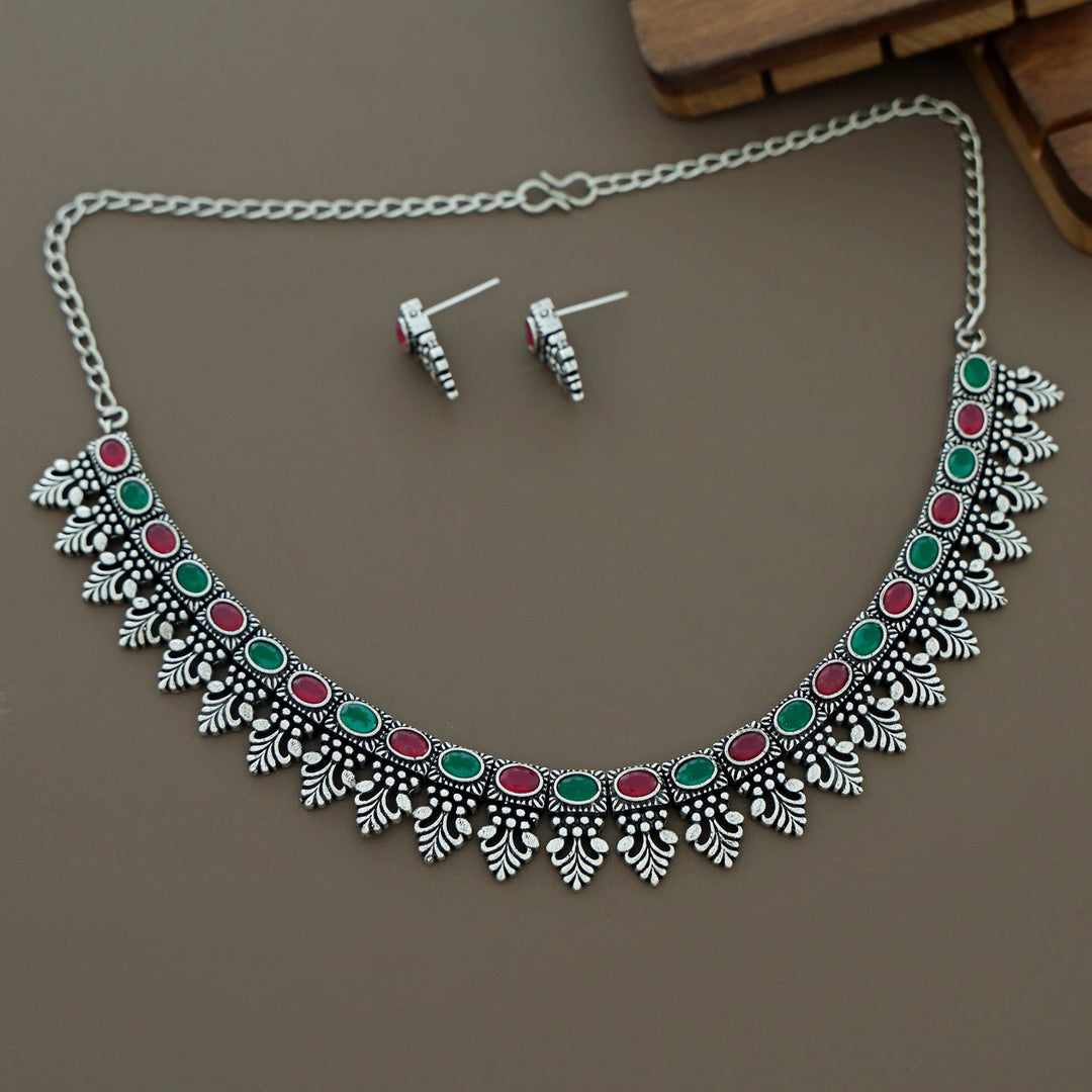 Isabella Antique Short Neckpiece With Earring