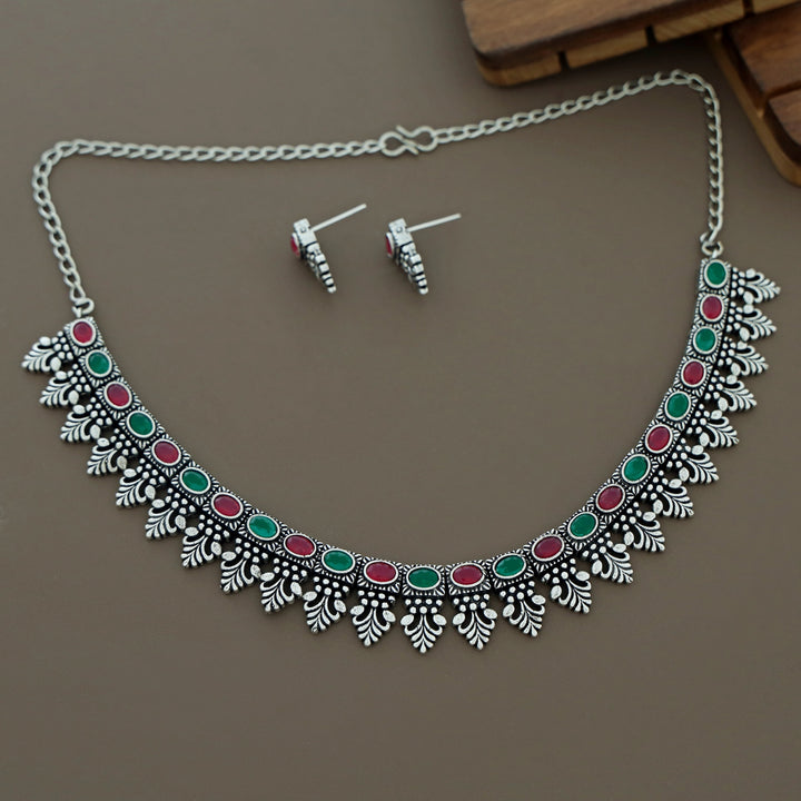 Isabella Antique Short Neckpiece With Earring