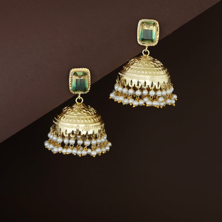 Sangria Golden Pearl Jhumka