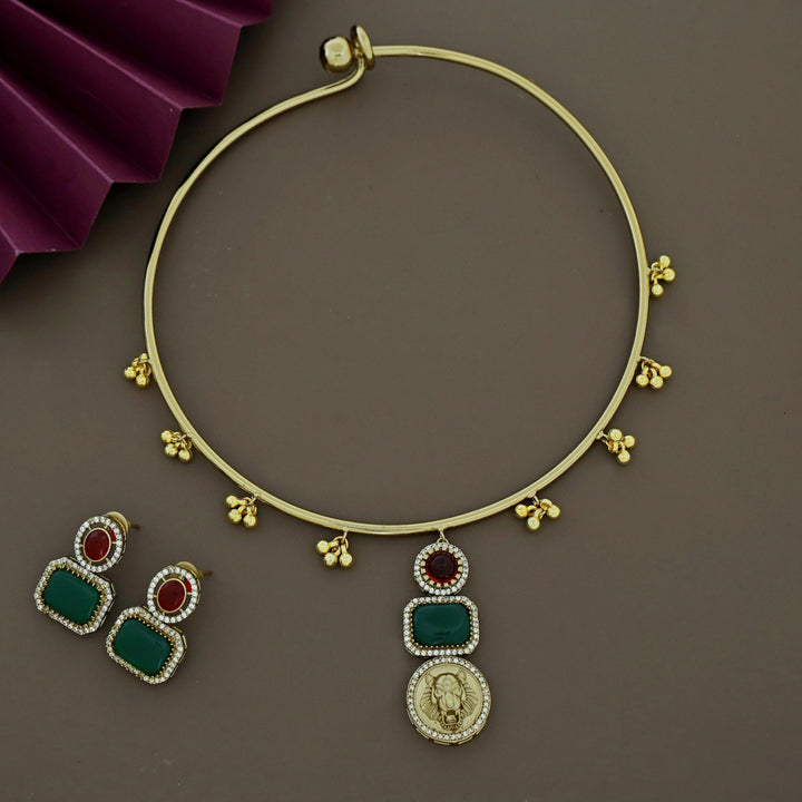 Vanya Lion Pendant Ghunguroo Glossy Neck Cuff With Earring