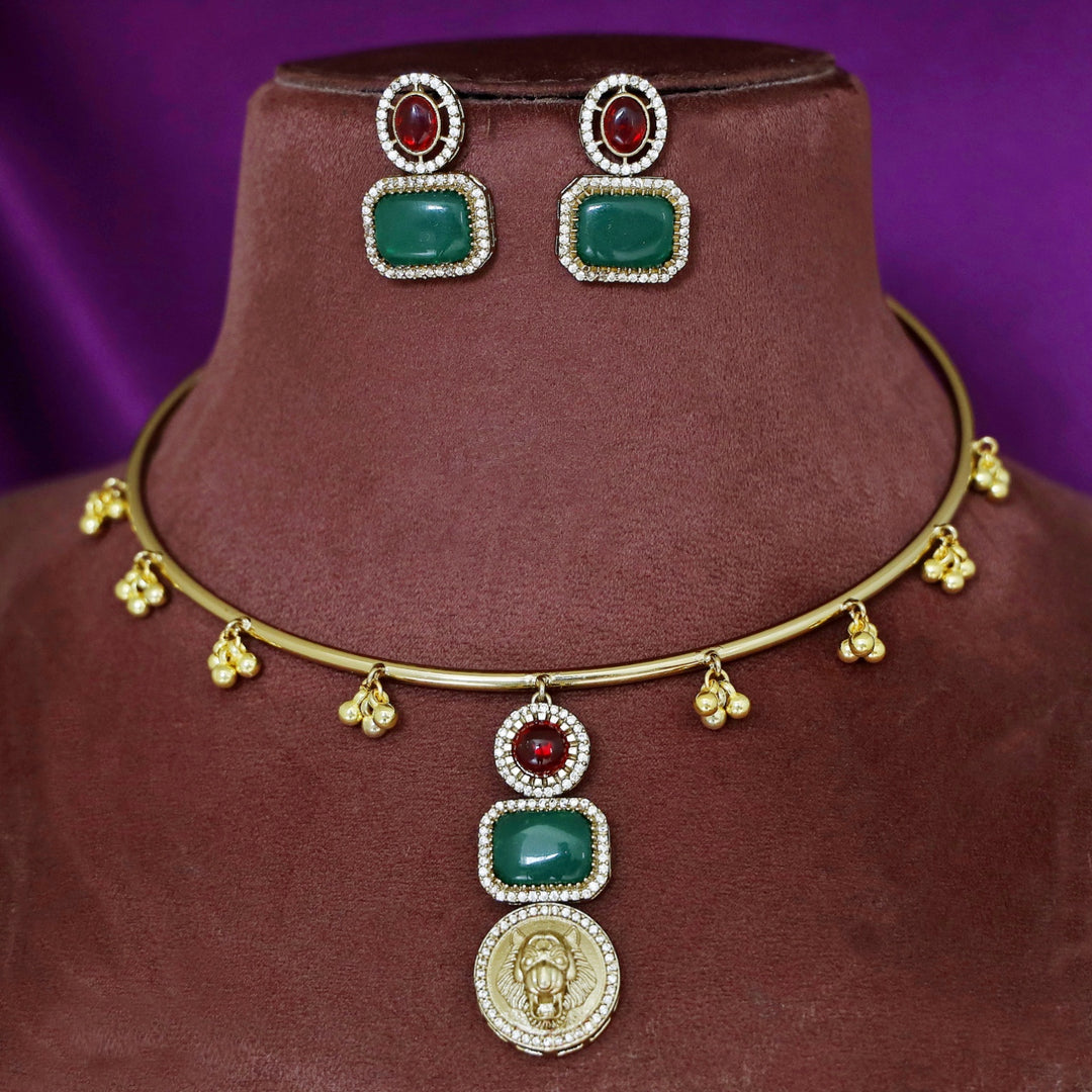 Vanya Lion Pendant Ghunguroo Glossy Neck Cuff With Earring