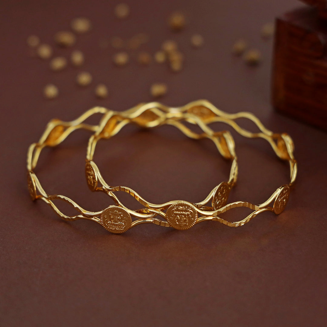 Swarali Wavy Kashi Bangle (Set Of 2)