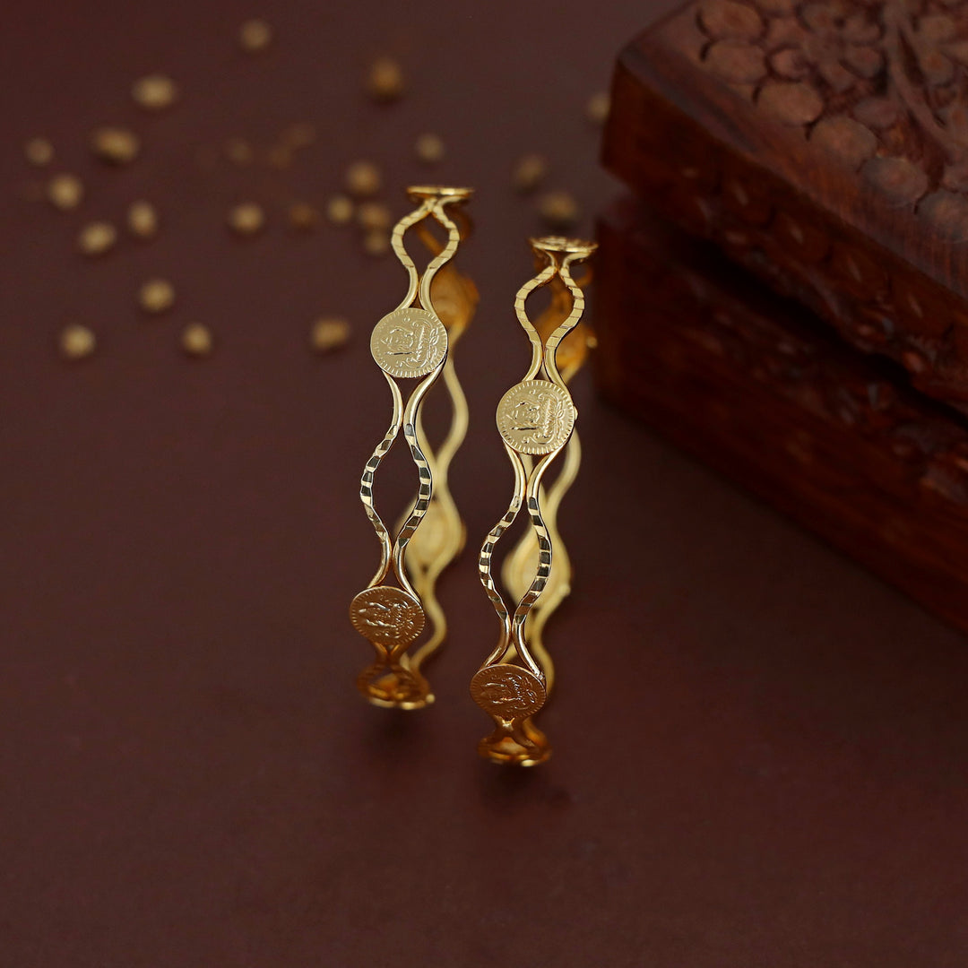 Swarali Wavy Kashi Bangle (Set Of 2)