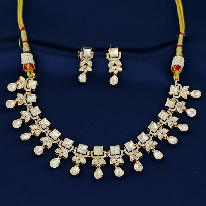 Premium Pritha Kundan Square Drop Short Neckpiece With Earring