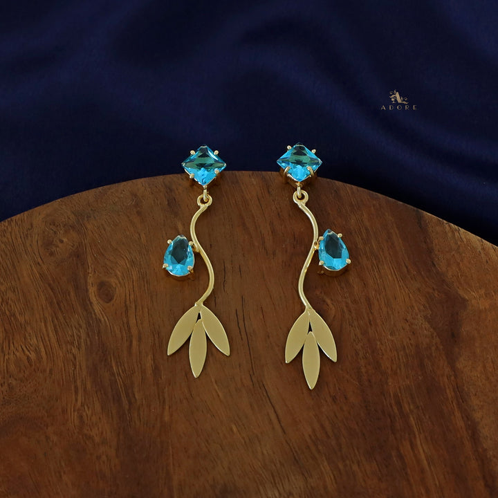 Curvy Golden Tri Leaf Glossy Earring