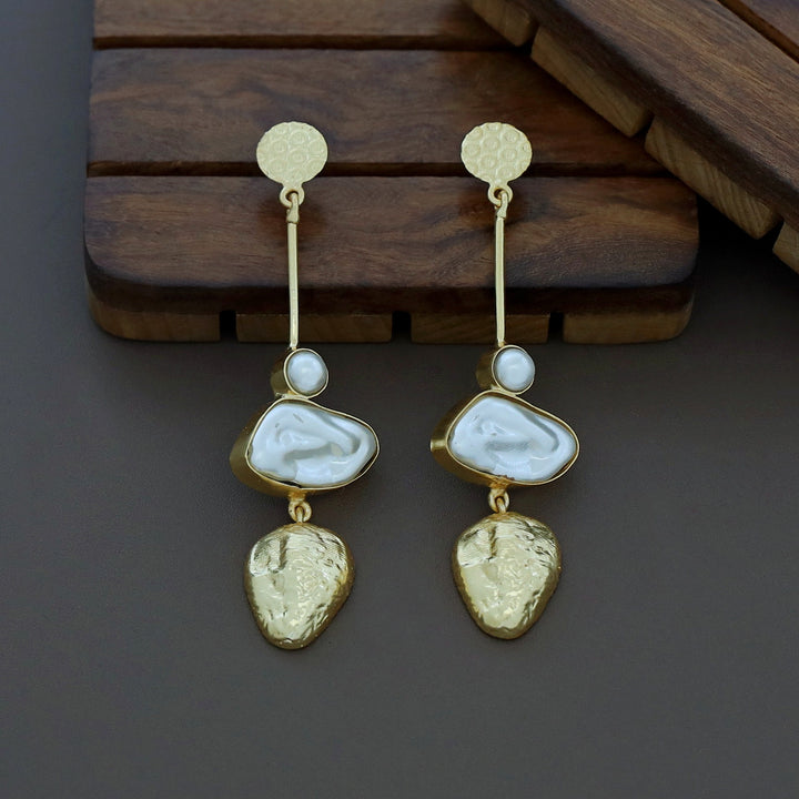 Golden Textured Baroque Pearl Earring