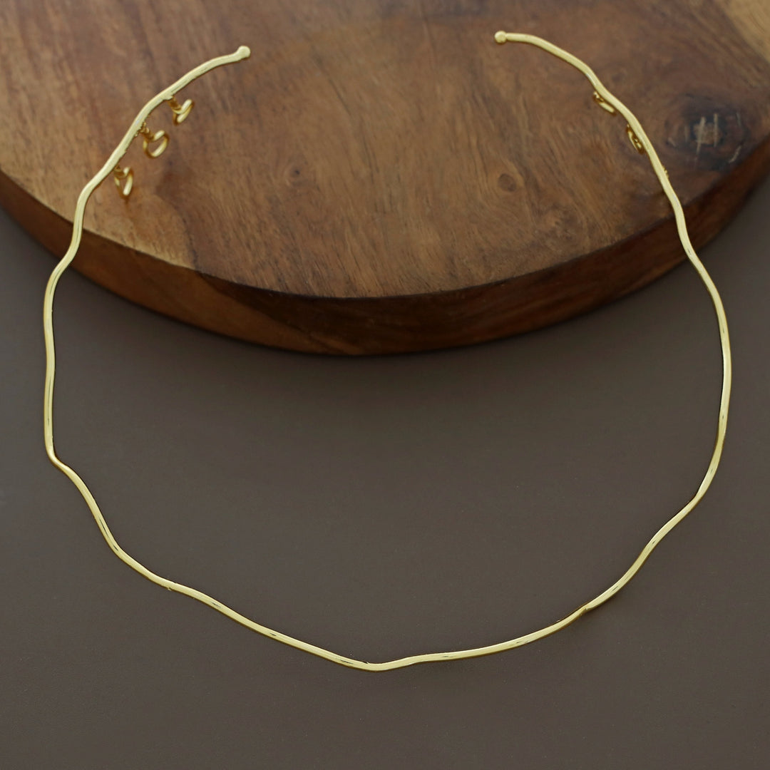 Eva Golden Wavy Hair Crown Band