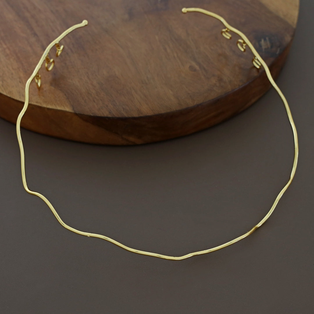 Eva Golden Wavy Hair Crown Band