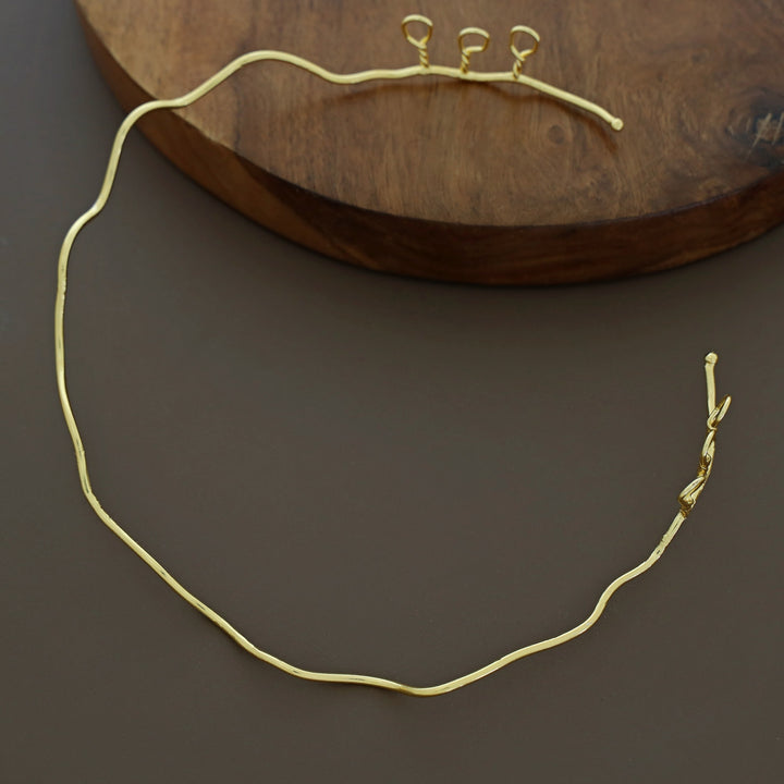 Eva Golden Wavy Hair Crown Band