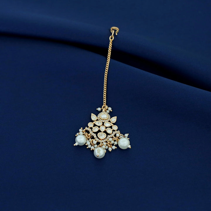 Tamasi Kundan Pearl Tikka