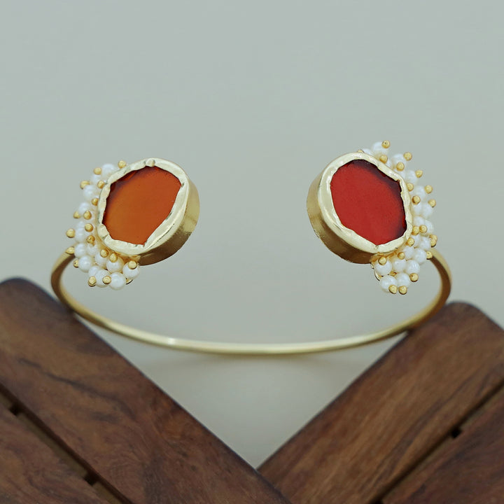 Caitlin Raw Stone Cluster Pearl Bangle