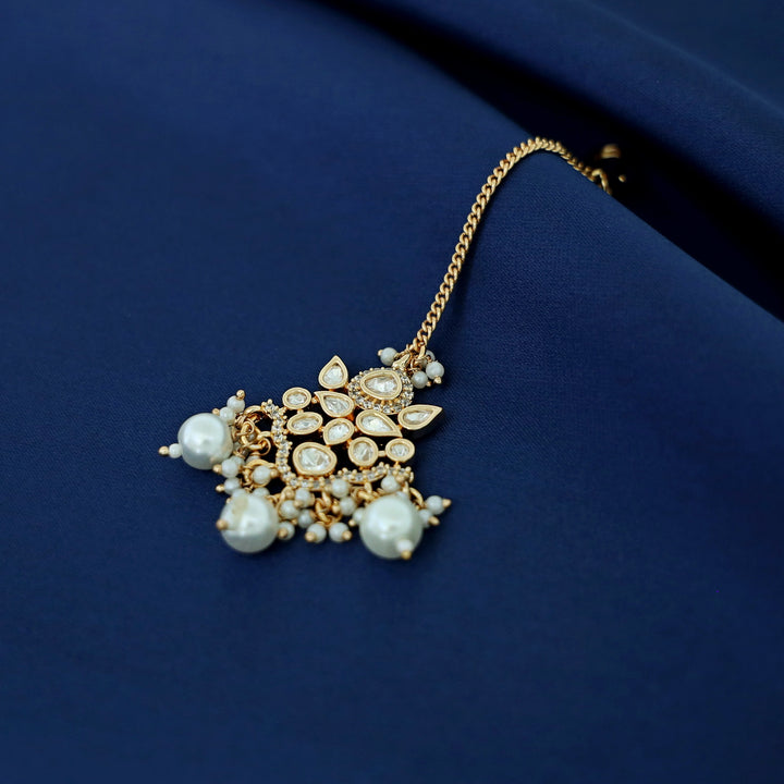 Tamasi Kundan Pearl Tikka