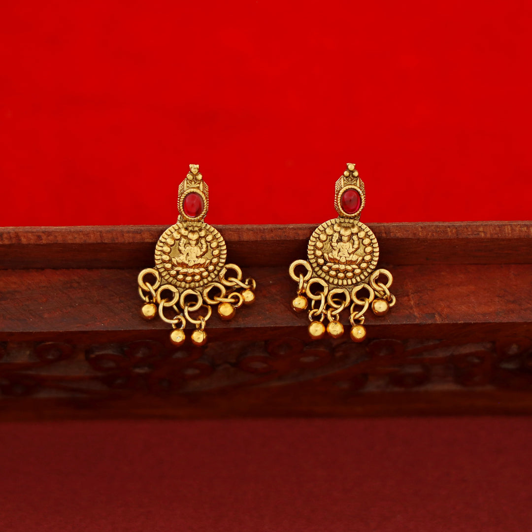 Shivani Devi Circle Flower Neckpiece With Earring