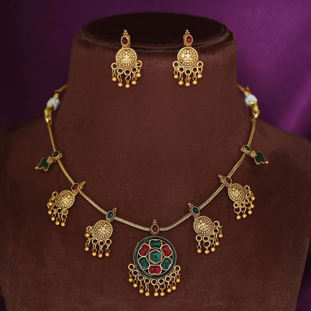 Shivani Devi Circle Flower Neckpiece With Earring