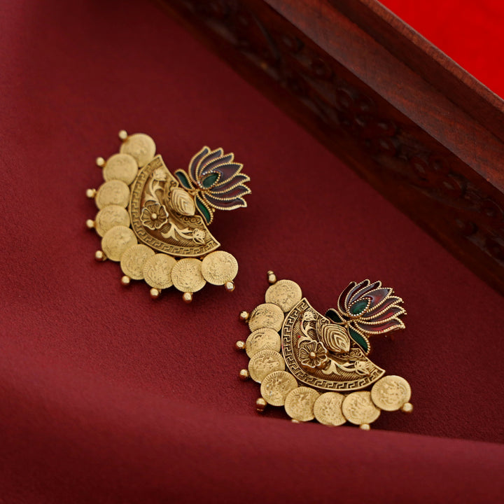 Advaita Lotus Kashi Earring