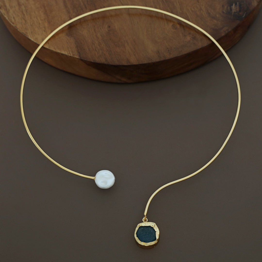 Nellie Golden Raw Stone + Baroque Neck Cuff