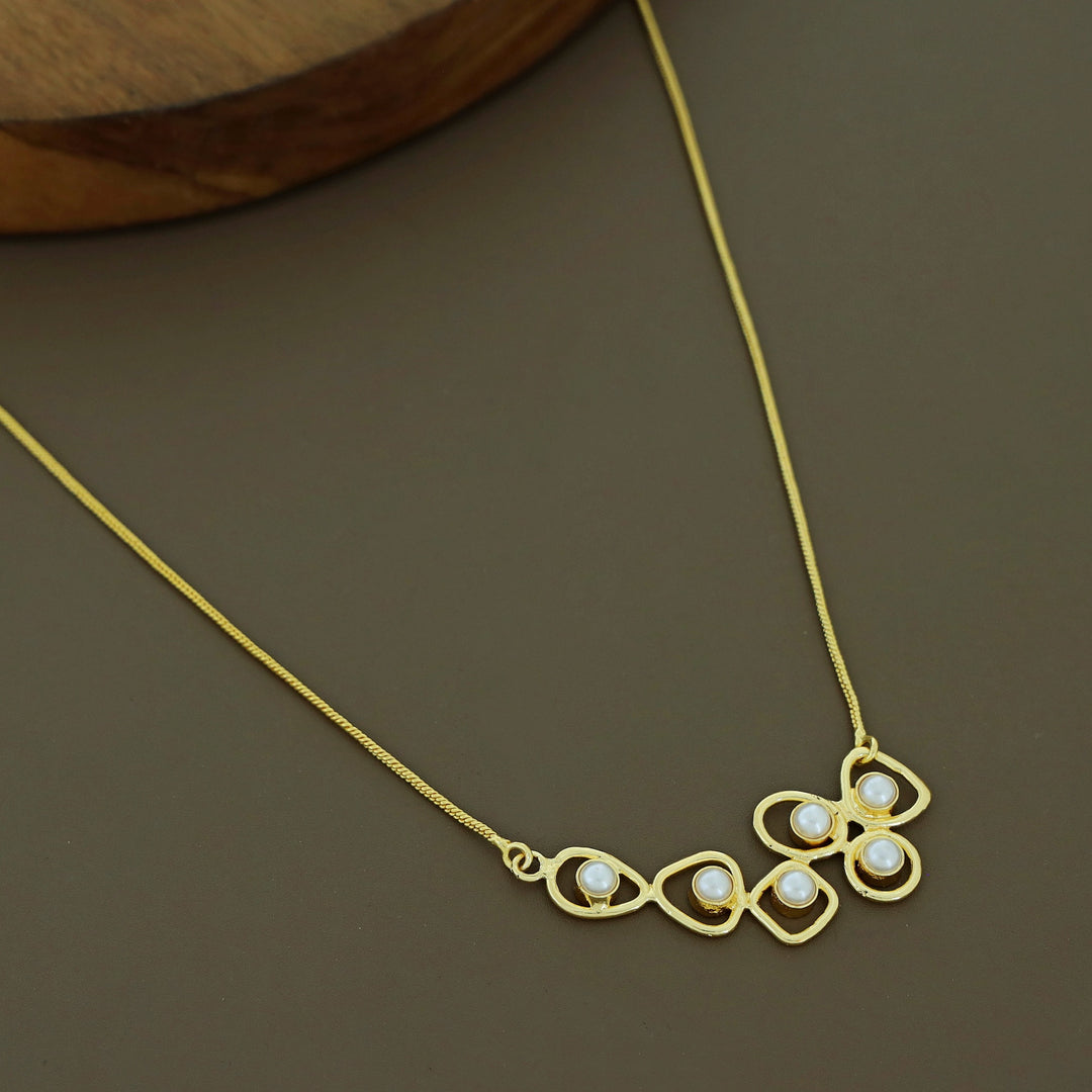 Mini Sabera Fresh Water Pearl Neckpiece