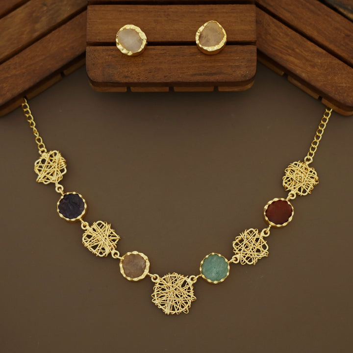 Monica Wired Circle + Square Raw Stone Short Neckpiece With Stud