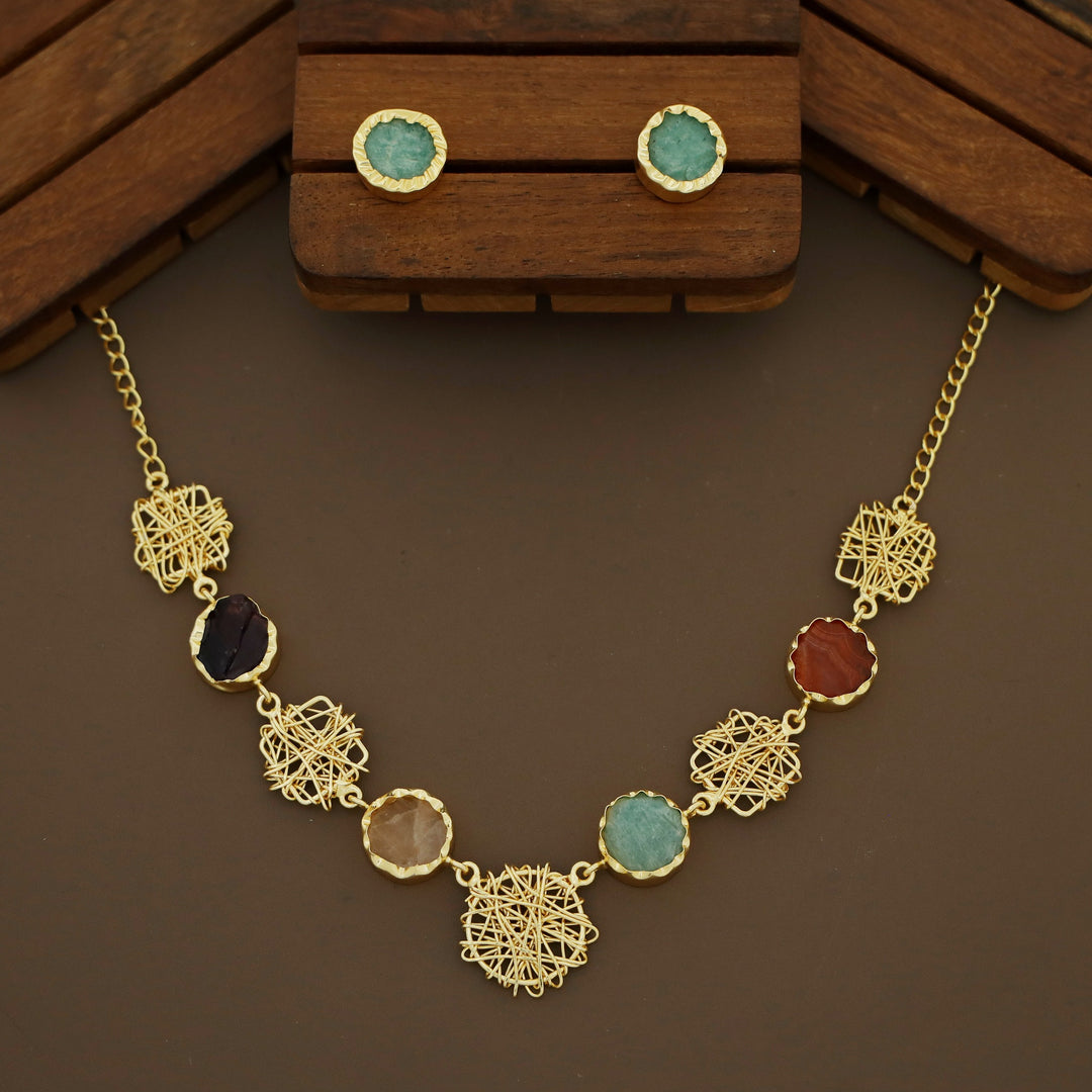 Monica Wired Circle + Square Raw Stone Short Neckpiece With Stud