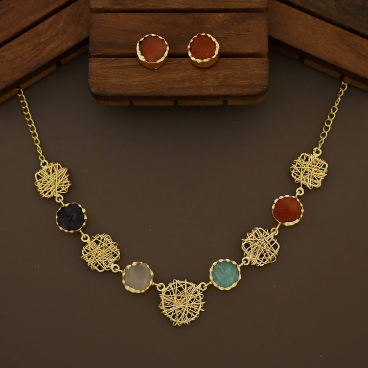 Monica Wired Circle + Square Raw Stone Short Neckpiece With Stud