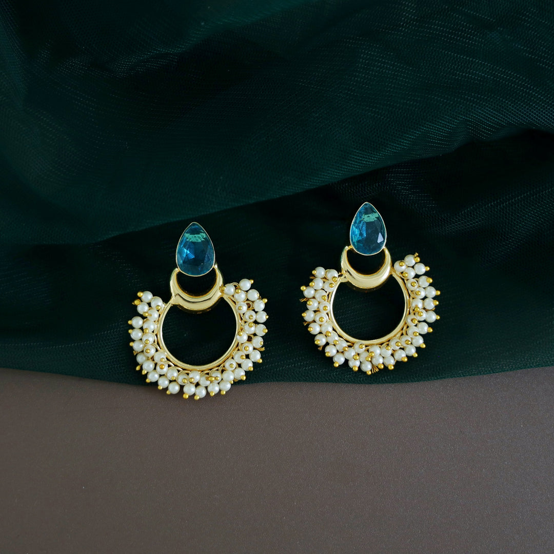 Drop Golden Moon Cluster Pearl Earring