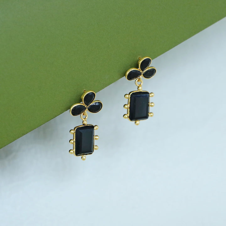 Tavisha Half Flower Golden Ball Rectangle Glossy Earring