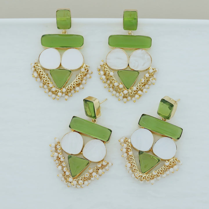 Elite Royal MOP Earring